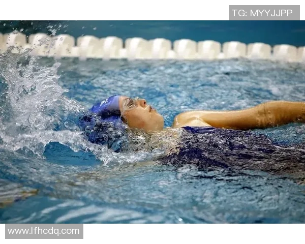 游泳基础技巧全面解析 从入门到进阶的必备技能与训练方法