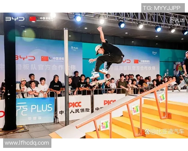 杭州滑板队在世界攀岩锦标赛中以63分稳居积分榜首位